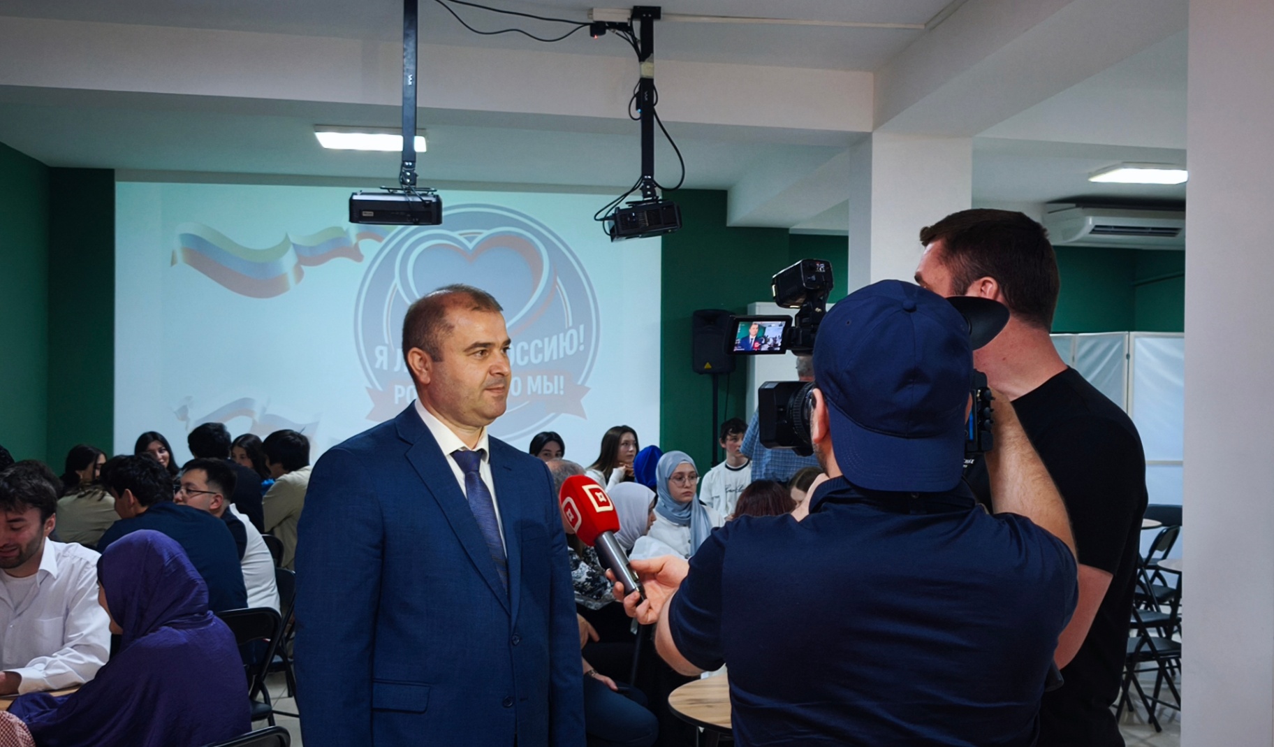 Знатоки истории России. Команда Гуманитарно-педагогического колледжа - победитель интеллектуальной игры ко Дню России